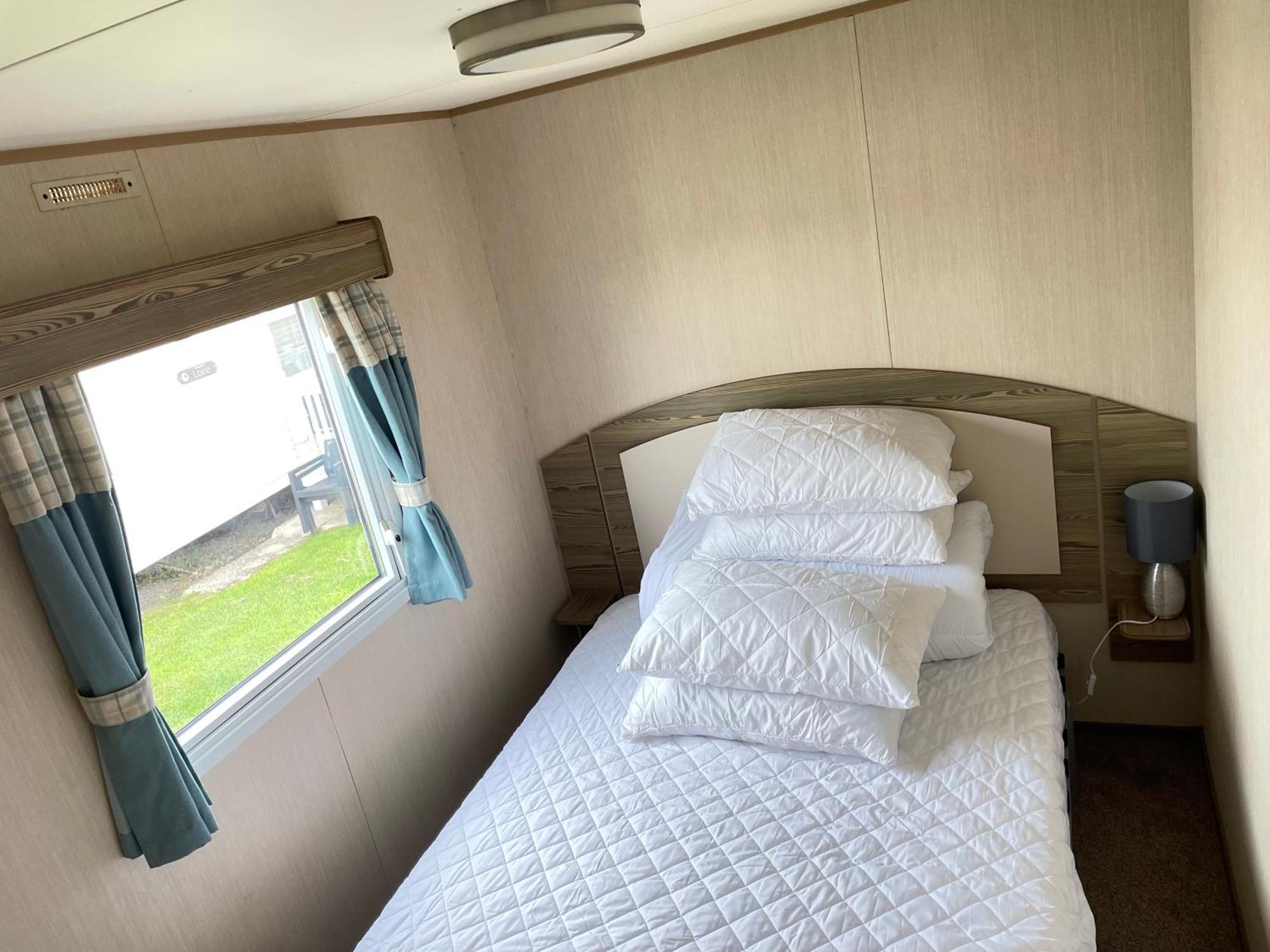 F&G Getaways Hotel Wyke Regis Kültér fotó