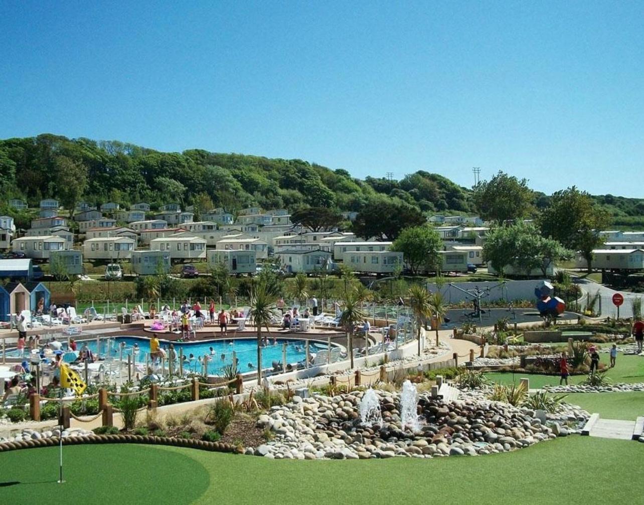 F&G Getaways Hotel Wyke Regis Kültér fotó