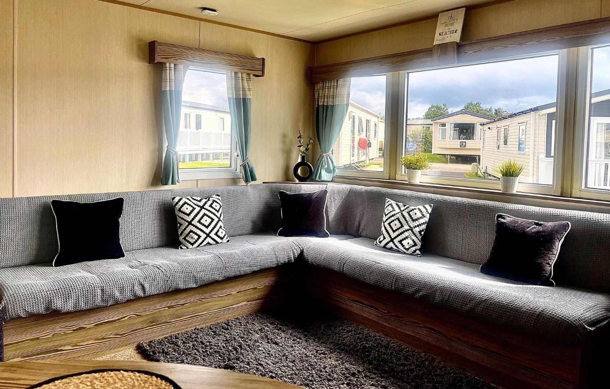 F&G Getaways Hotel Wyke Regis Kültér fotó